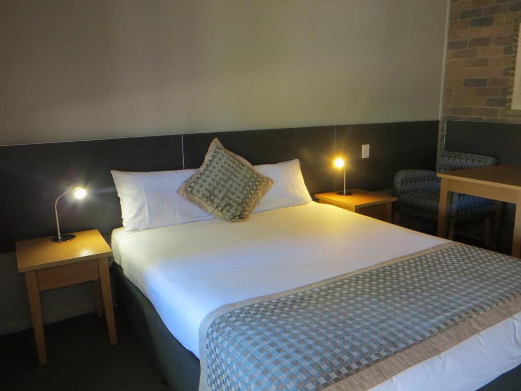 Cattleman'S Rest Motor Inn Charters Towers Habitación foto